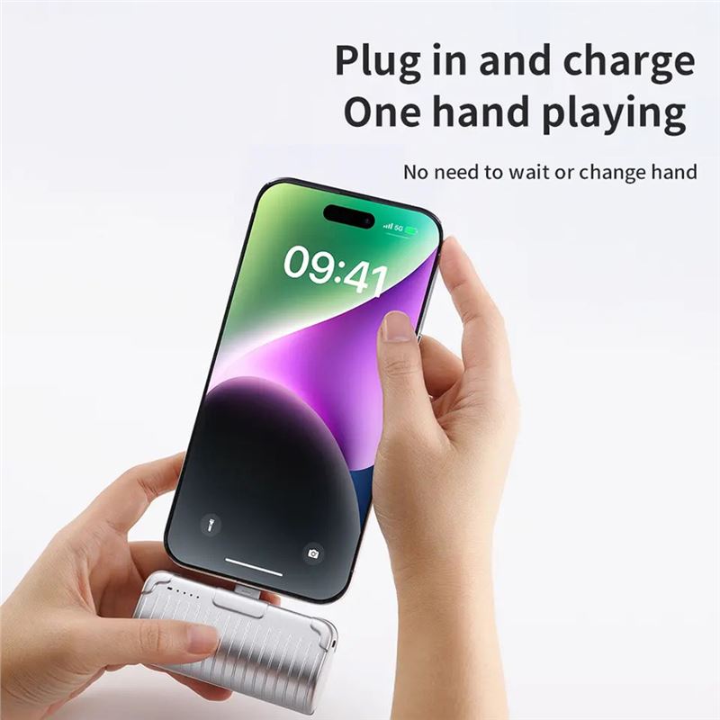 مینی پاوربانک همراه راک مخصوص آیفون P82 Lightning 4800mAh - 6